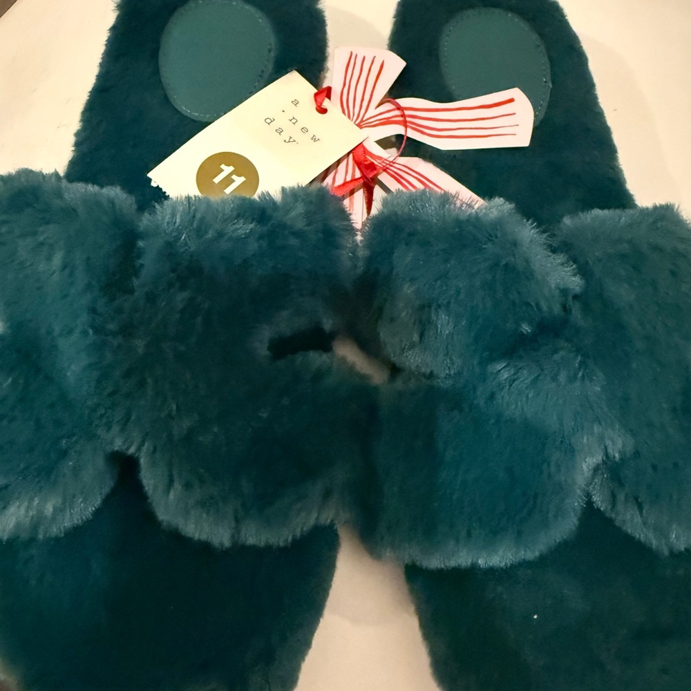 A new day Fuzzy Slippers size 11